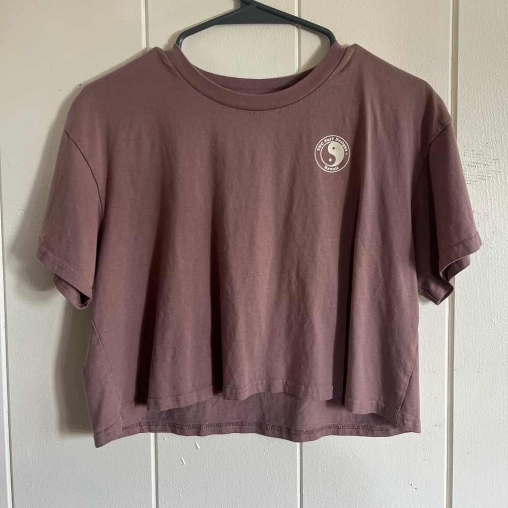 T&C surf designs cropped top